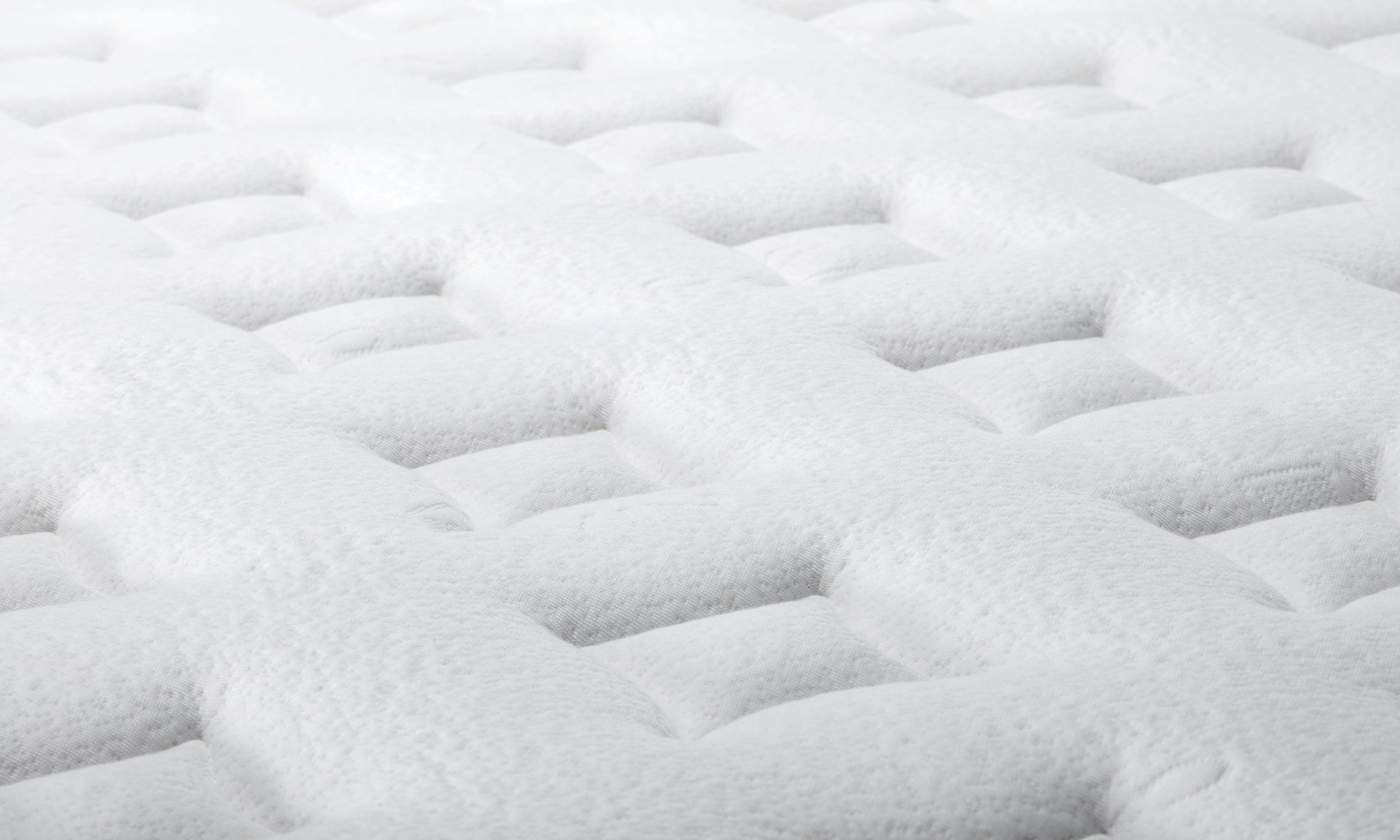 California King sized mattresses offer a large amount of space for you to sleep comfortably.